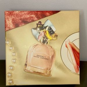 MARC JACOBS (PERFECT) GIFT SET
